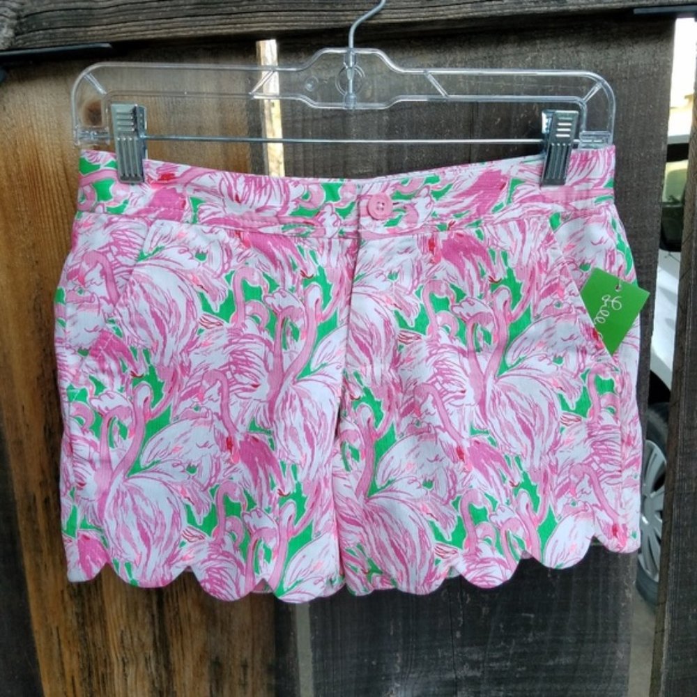 Lilly Pulitzer 5" Buttercup Scallop Shorts - Picture 2 of 5